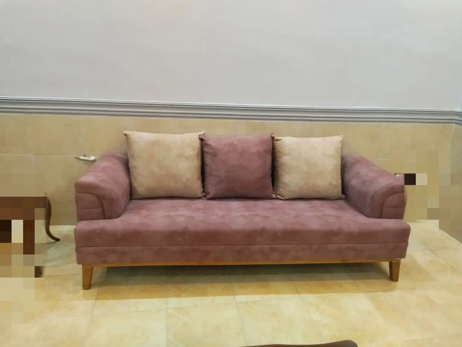 مبل هفت نفره و میز و گل میز|مبلمان خانگی و میز عسلی|شیراز, نصر|دیوار