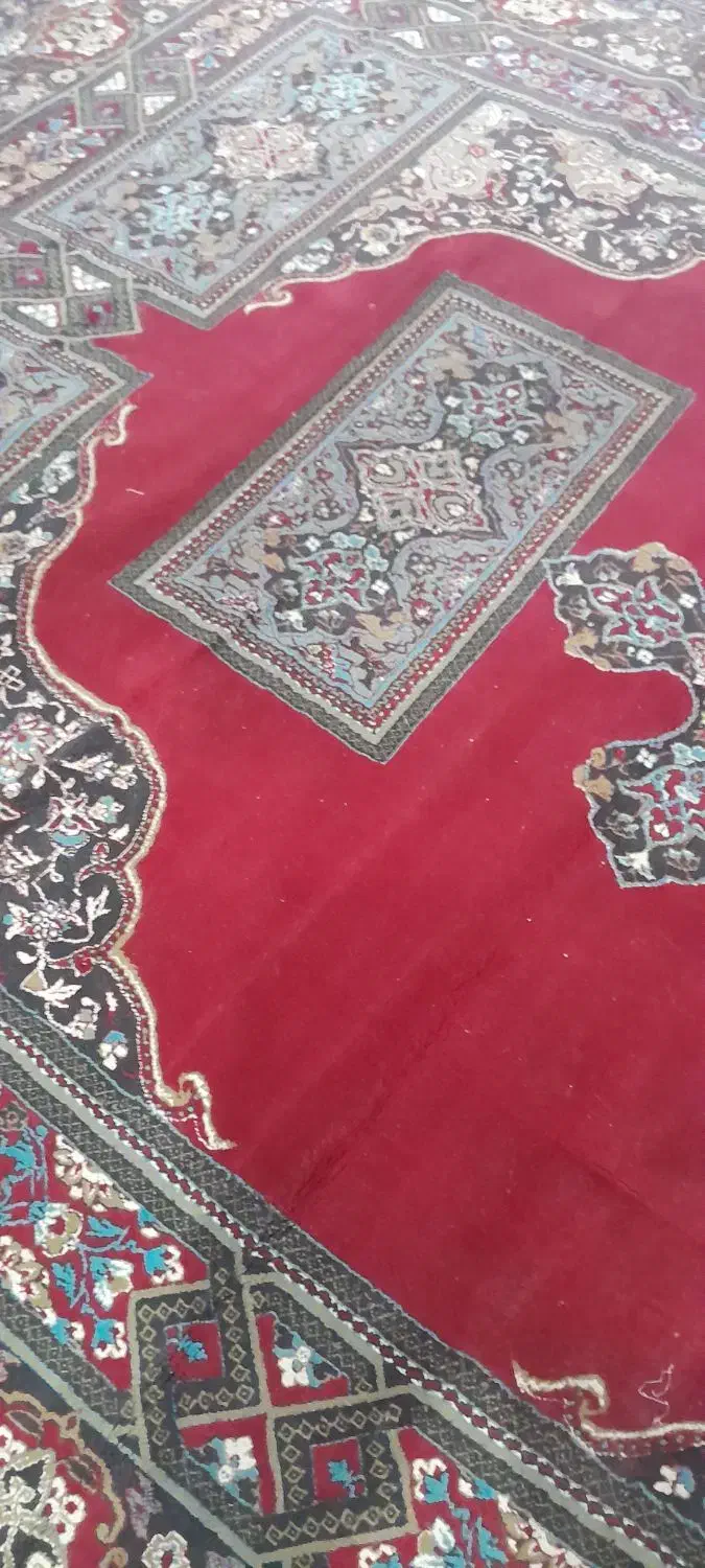 فرش 12 متری قیمت مناسب|فرش|علی‌آباد کتول, |دیوار