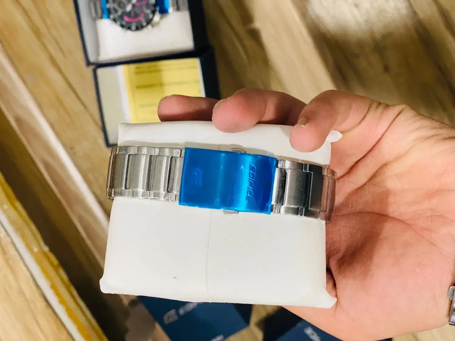 ساعت|ساعت|شیراز, حومه شیراز|دیوار