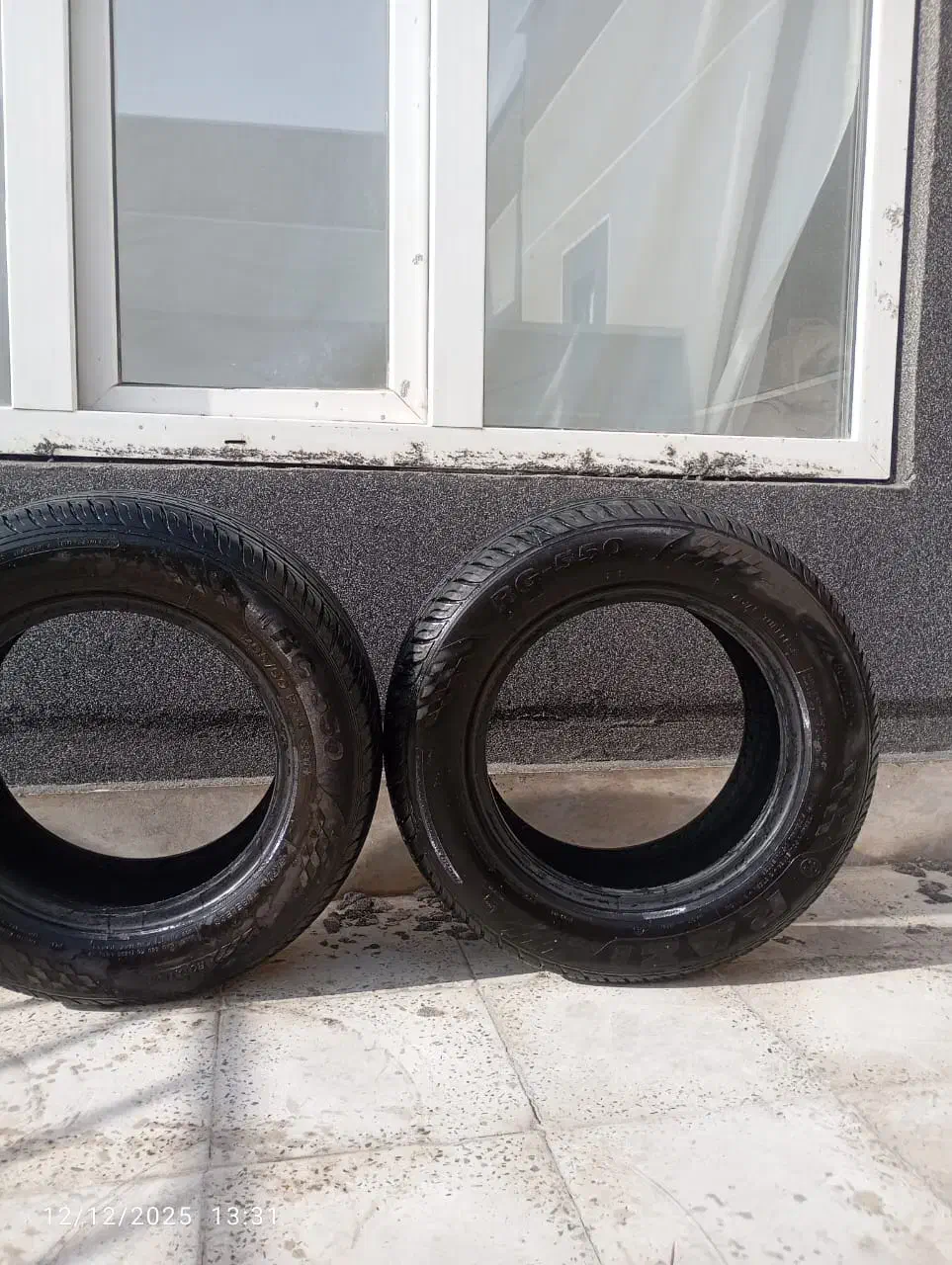 یک جفت لاستیک پهن پژو آرم شیر جلو پنجره وآینه ۲۰۶|قطعات یدکی و لوازم جانبی|هشتگرد, شهرک ایران خودرو|دیوار