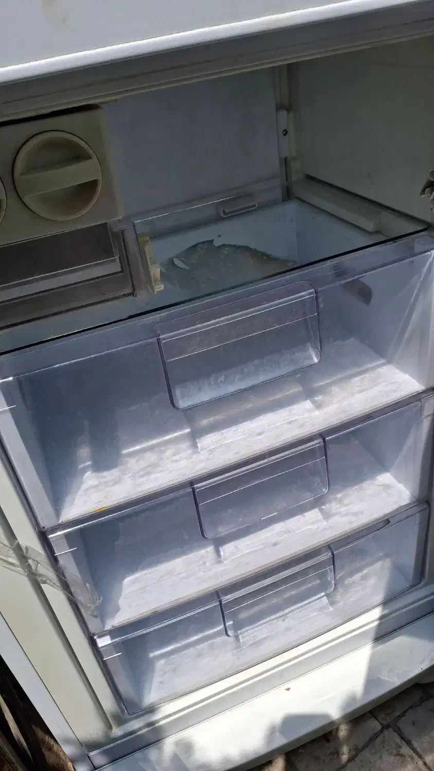 یخچال و فریزر|یخچال و فریزر|شیراز, جانبازان|دیوار