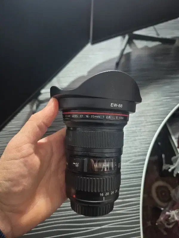 لنز 16 35 کانن تایپ دو. f2.8 واید فول فریم|دوربین عکاسی و فیلمبرداری|گرمادوز, |دیوار