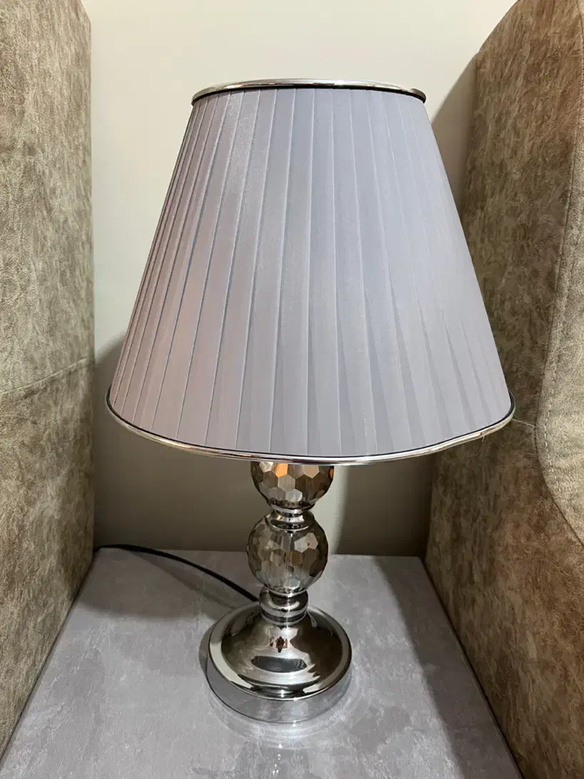 اباژور|چراغ خواب و آباژور|ری, منصوریه منگل|دیوار