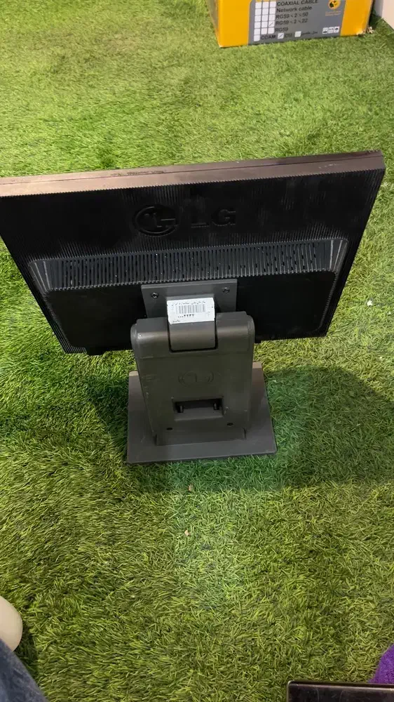 مانیتور ۱۷اینچ عمده|قطعات و لوازم جانبی رایانه|ارومیه, |دیوار