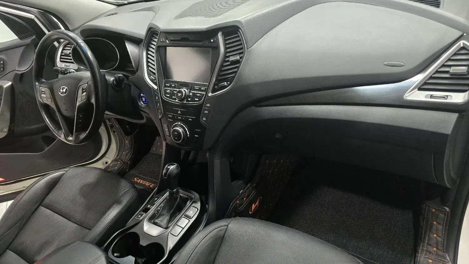 سانتافه ۲۰۱۵ فول ،سفید، بی رنگ، دو دفرانسیل|خودرو سواری و وانت|قم, پردیسان|دیوار