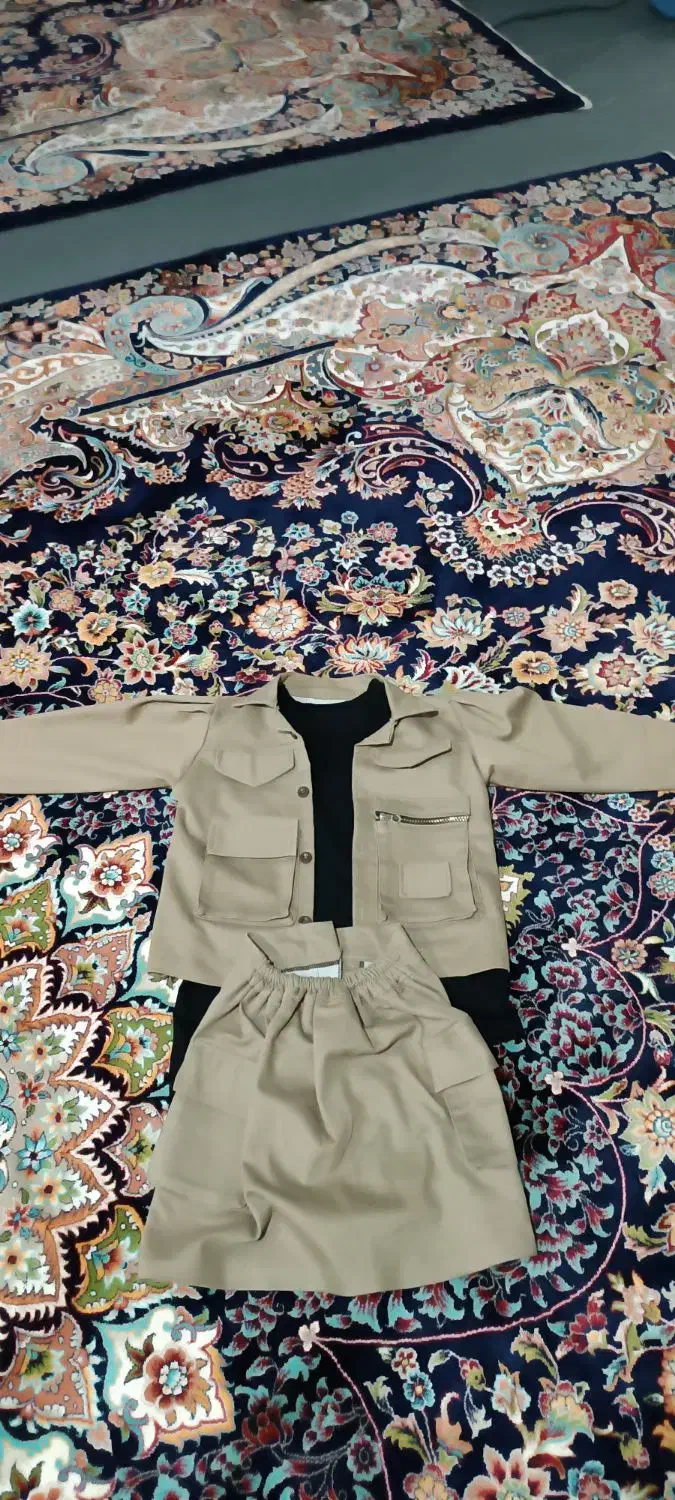 لباس دخترانه|لباس|تربت جام, جامی|دیوار