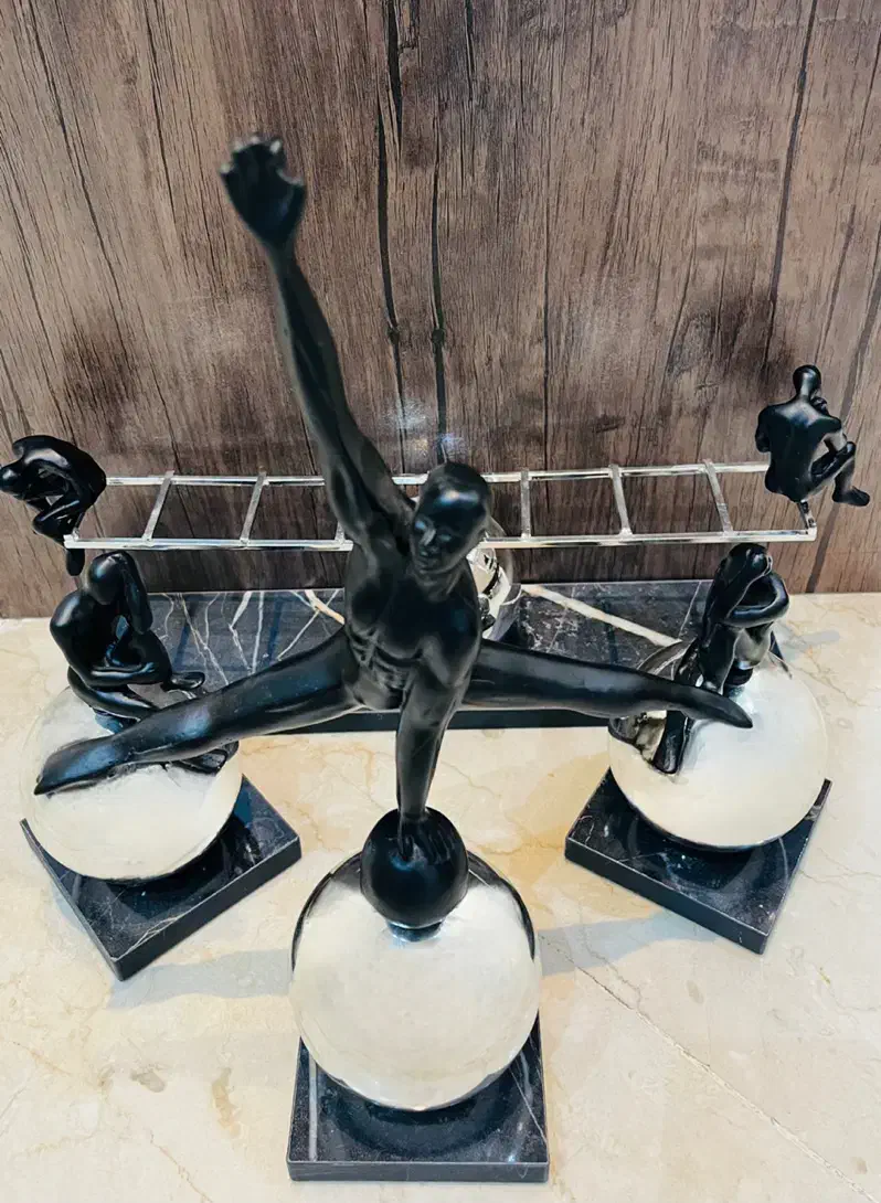 دکوری و تزئینی|مجسمه، تندیس، ماکت|تهران, پاسداران|دیوار