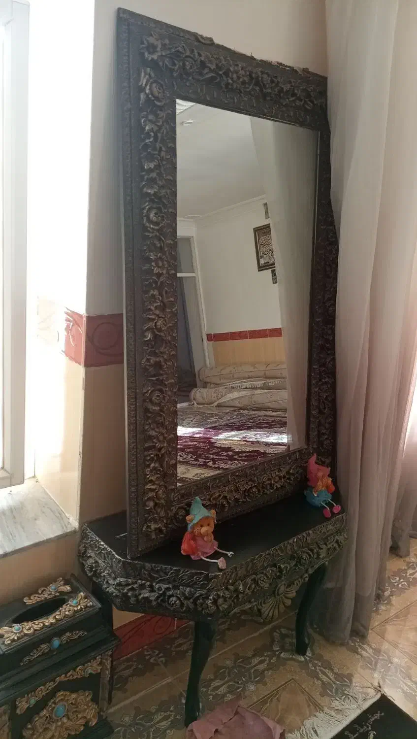 سط کامل یکم خط خش دارن|مبلمان خانگی و میز عسلی|گوآور, |دیوار