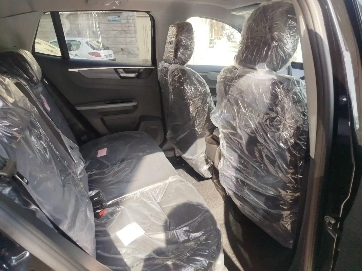 ریرا|خودرو سواری و وانت|اندیشه, اندیشه فاز ۱|دیوار