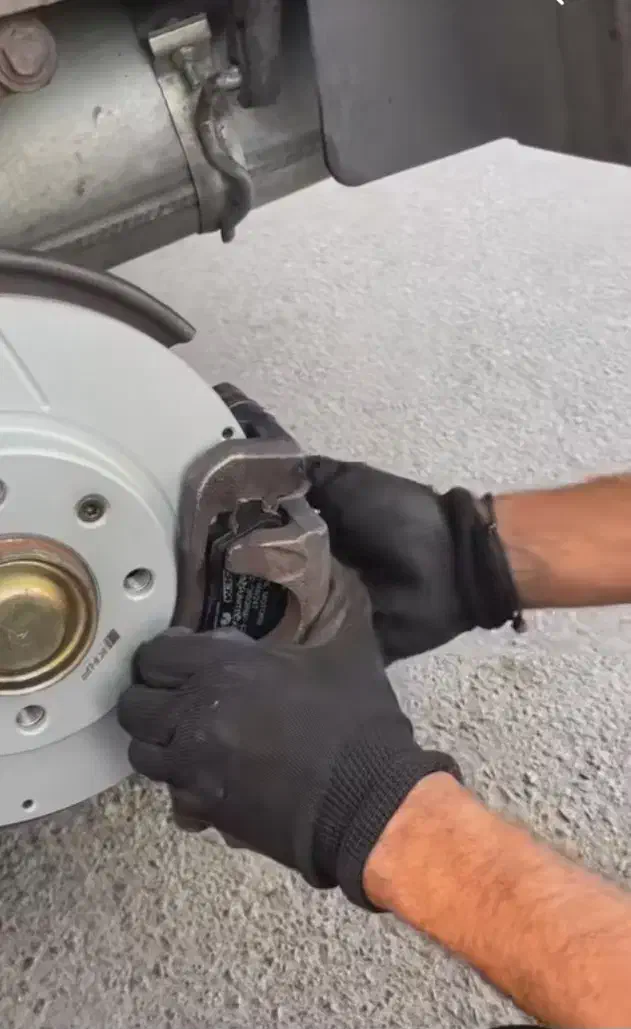 تعویض لنت ترمز درب منزل و محل کار شما|خدمات موتور و ماشین|مشهد, حجت|دیوار