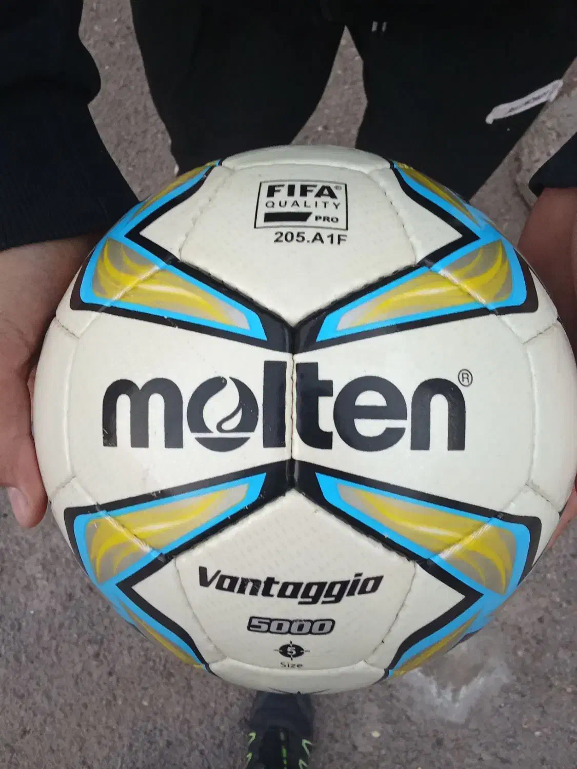 توپ فوتبال مولتن چمنی نو|ورزش‌های توپی|قزوین, |دیوار