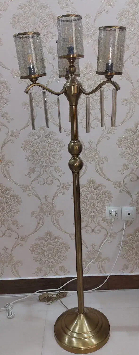 آباژور ایستاده|چراغ خواب و آباژور|جم, |دیوار