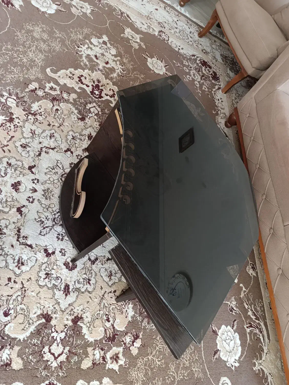 دو عدد میزجلومبلی بزرگ با۶تاعسلی کوچک|مبلمان خانگی و میز عسلی|رفسنجان, |دیوار