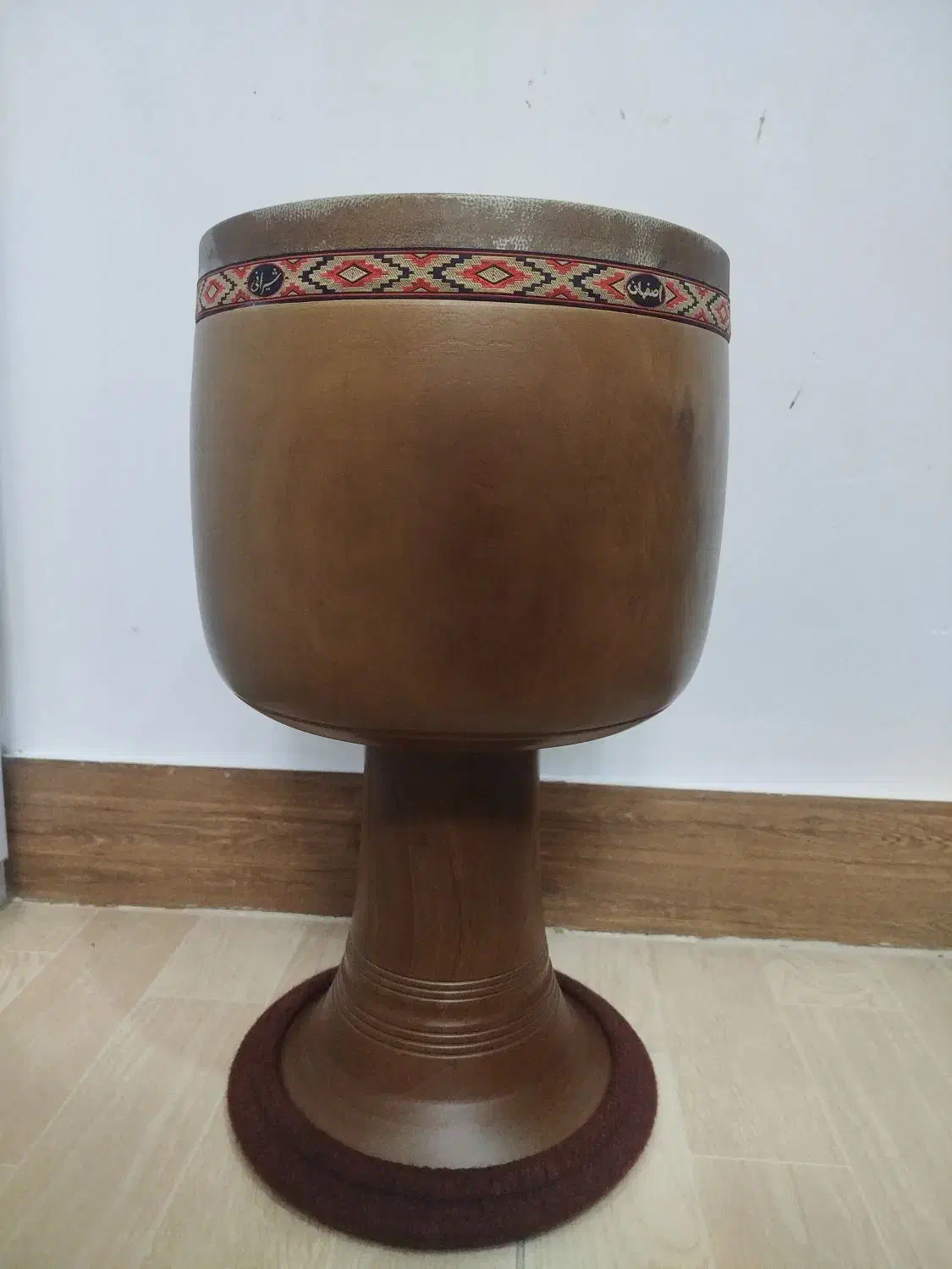 تنبک شیرانی|سازهای سنتی|کاشان, ملا حبیب‌الله شریف|دیوار