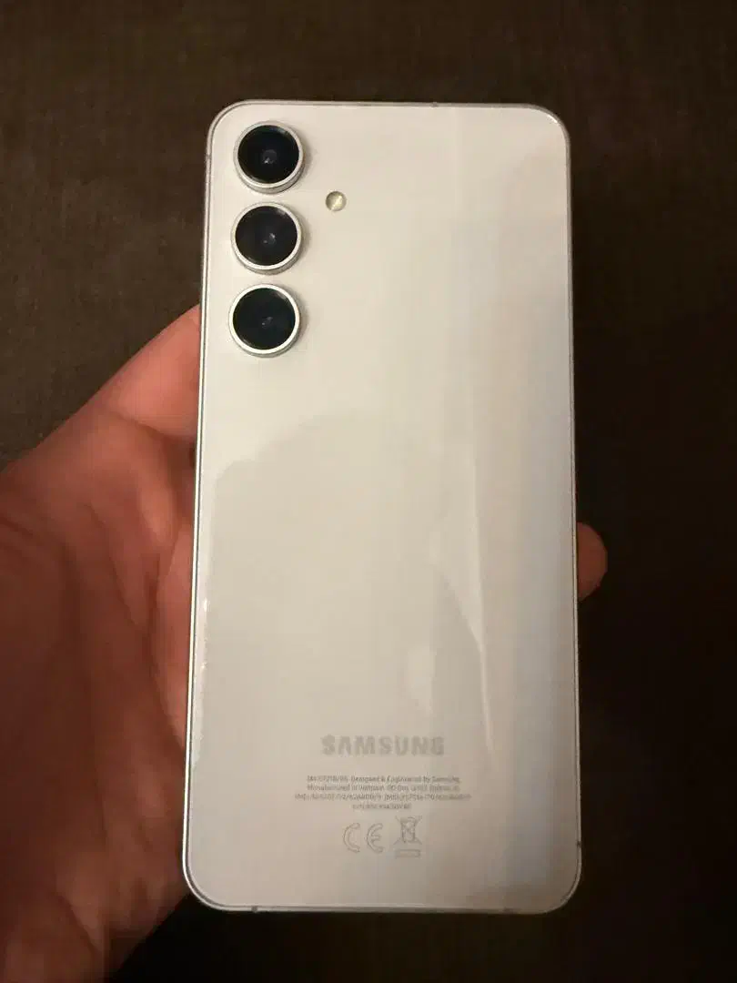 s24fe|موبایل|تهران, نیروی هوایی (پیروزی)|دیوار