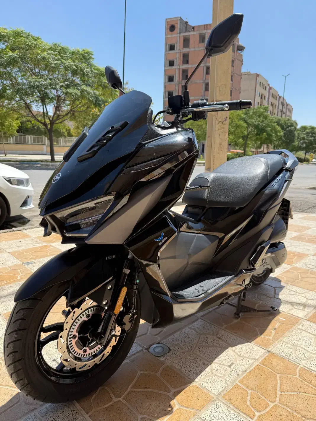 جی تی ۲۰۰مدل۴۰۲|موتورسیکلت|ایلام, |دیوار