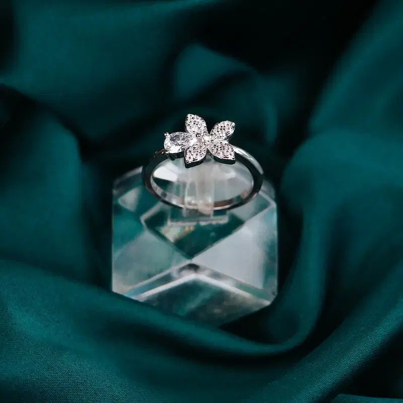 سرویس نقره زنانه جی تی ای مدل فلاور با قیمت مناسب|جواهرات|شیراز, گلستان|دیوار