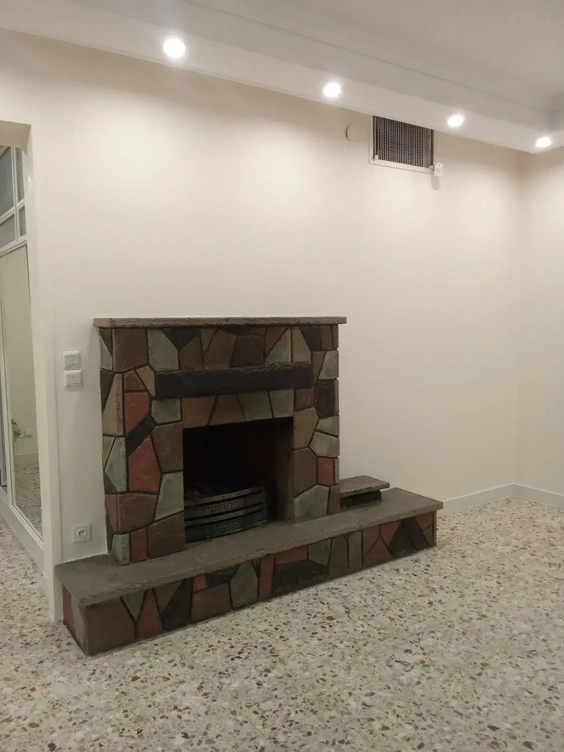 ۲۴۰متر/۴خواب/فول امکانات/سهروردی شمالی