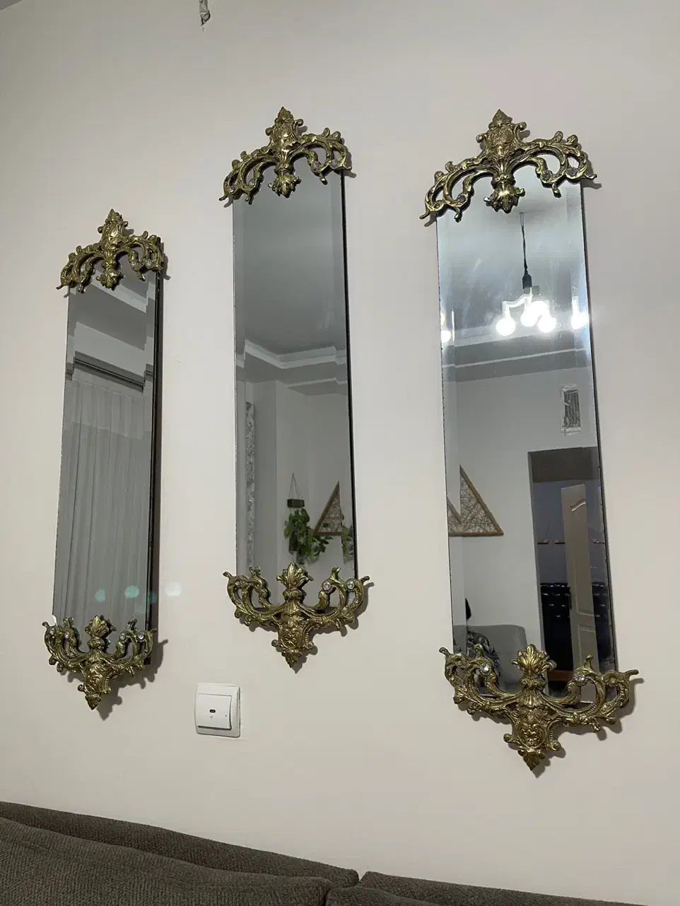 اینه برنز|آینه|پرند, فاز ۳|دیوار