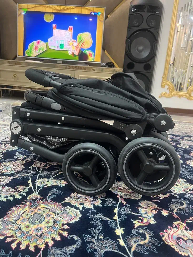 کالسکه مسافرتی نو|کالسکه و لوازم جانبی|قم, انسجام|دیوار