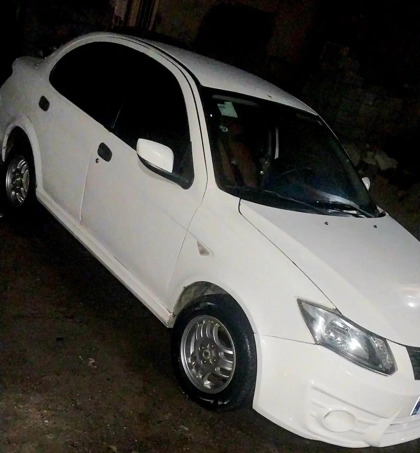 ساینامدل۹۶سه لکه رنگ شاستی پلم درحد|خودرو سواری و وانت|بندرعباس, |دیوار