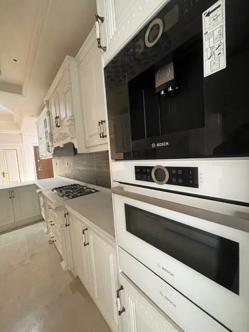 ۲۲۰متر فرشته/برج باغ کلاسیک/۲ پارکینگ