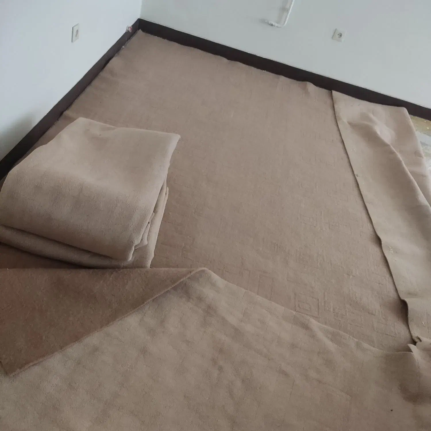 موکت در حد نو|موکت|همدان, |دیوار