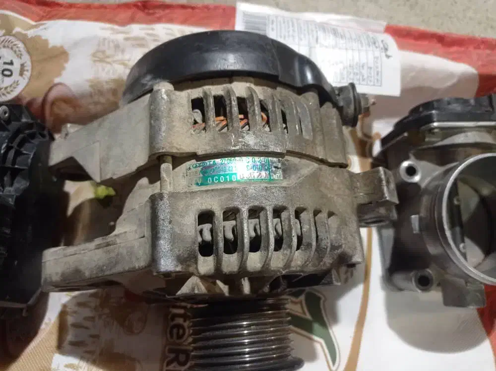 دینام فابریک تویوتا و دریچه گاز فابریک تویوتا|قطعات یدکی و لوازم جانبی|بند زرک, |دیوار