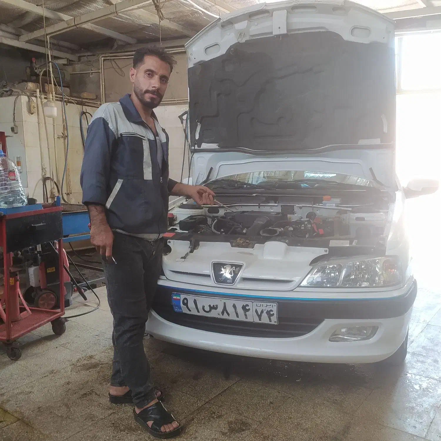 تعمیروتعویض رادیاتورخودروایرانی و خارجی ،سیار|خدمات موتور و ماشین|کاشان, کارگر|دیوار