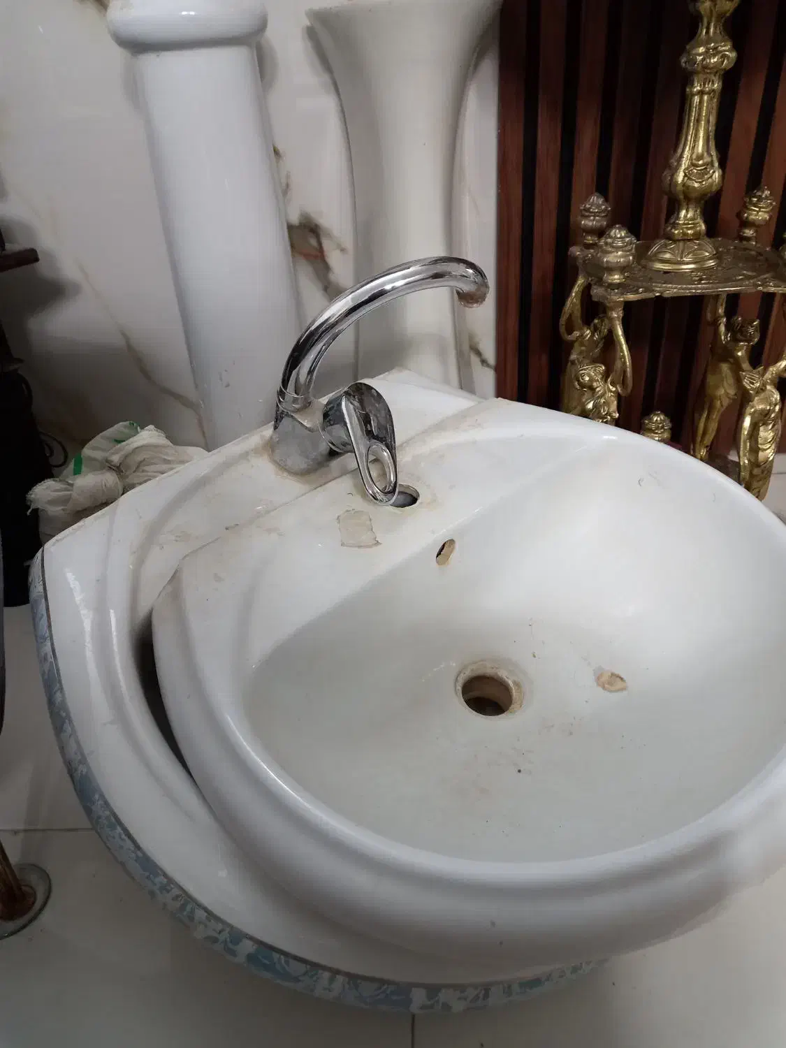 دو عدد روشویی|مصالح و تجهیزات ساختمان|قم, شهرک طالقانی|دیوار