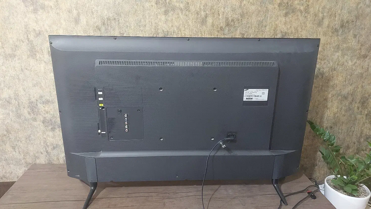 تلویزیون ۴۳ اینچ سامسونگ کاملا سالم|تلویزیون و پروژکتور|زنجان, |دیوار