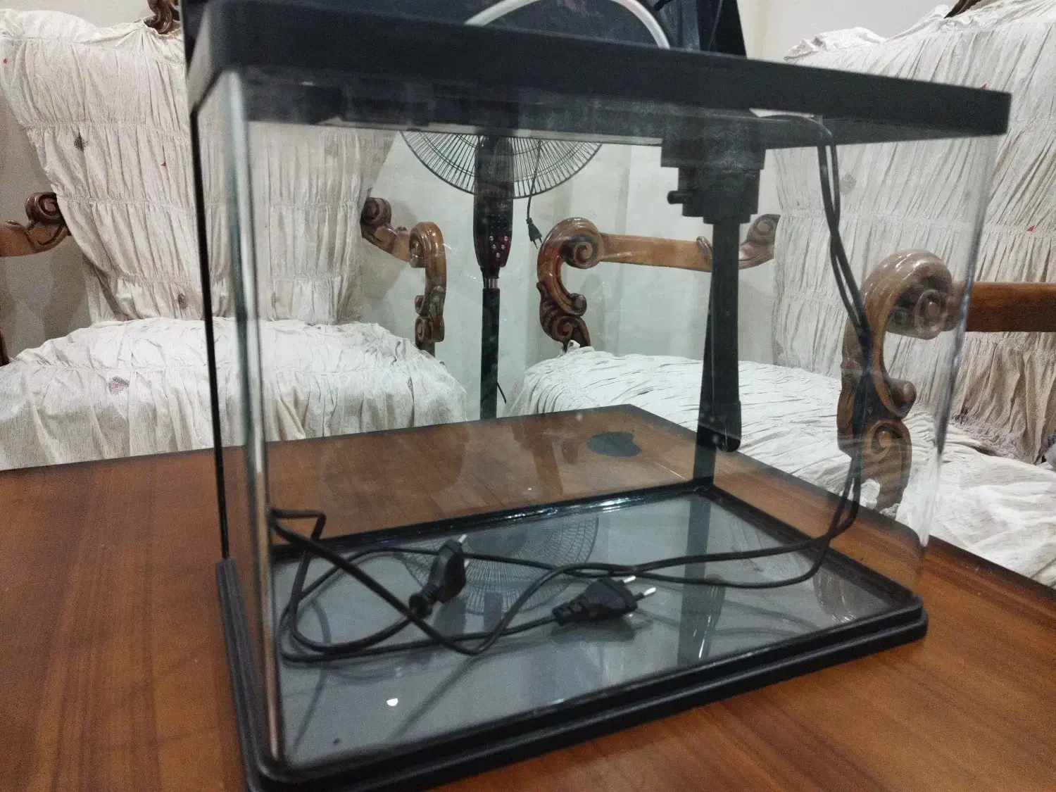 آکواریوم مکانیزه ماهیران|ماهی|فردیس, فردیس|دیوار