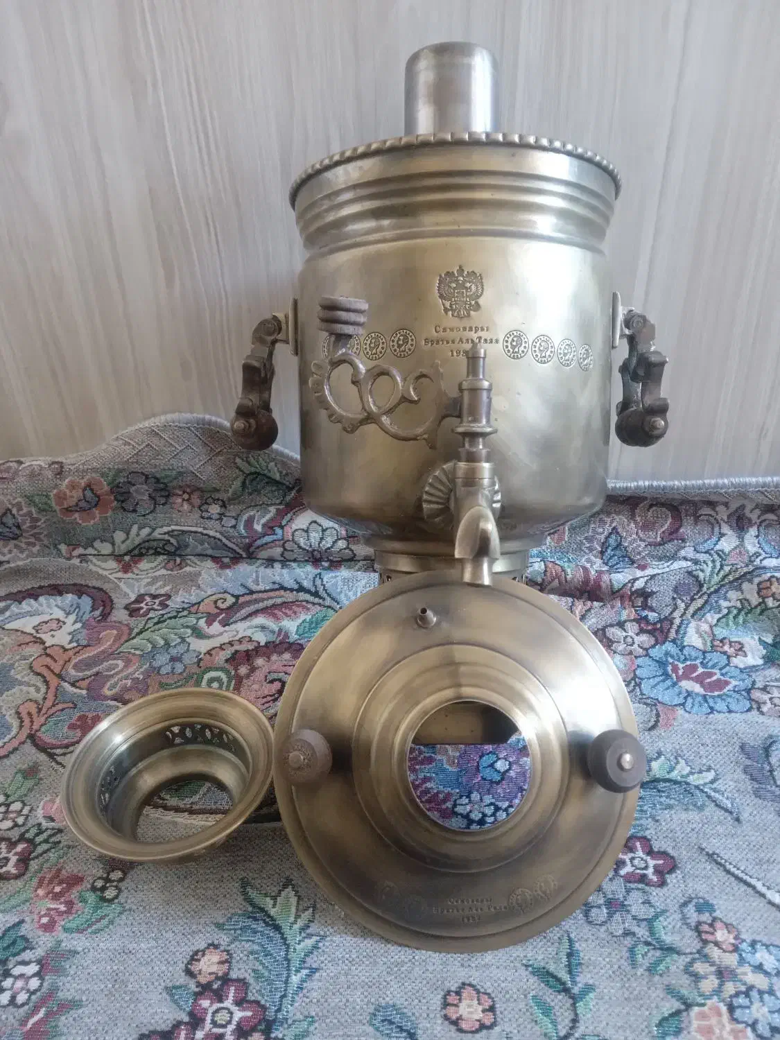 سماور ذغالی تمام برنجی ( روسی ) نیکولای|کلکسیون اشیاء عتیقه|بهارستان, |دیوار