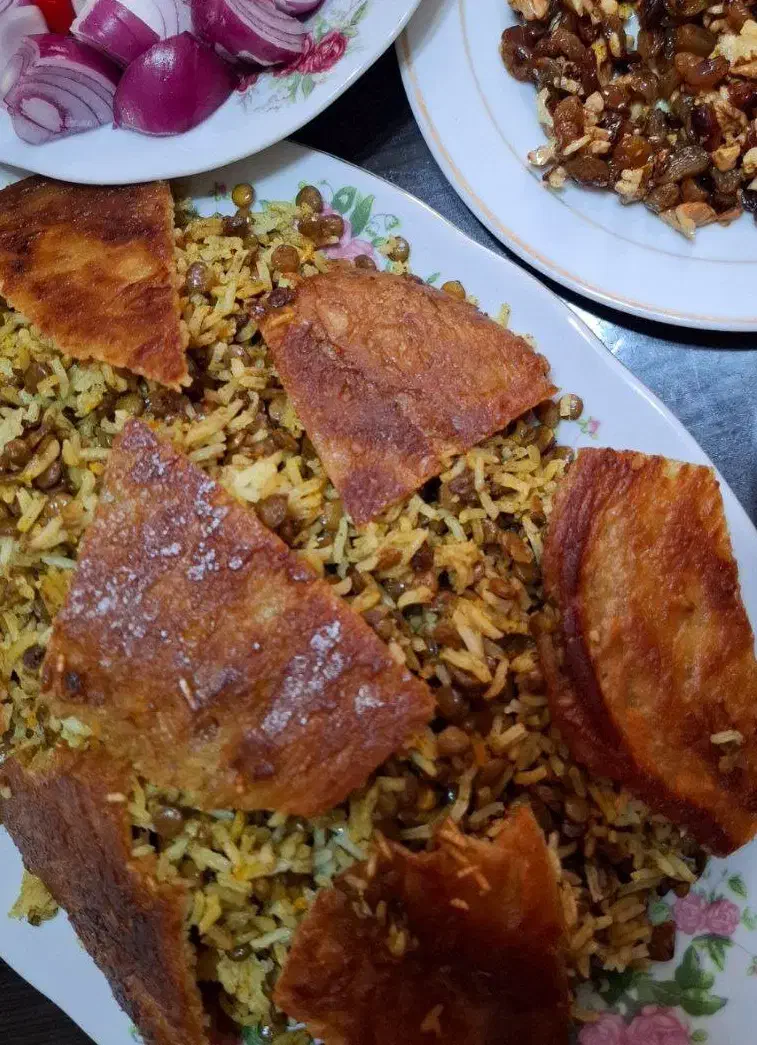 عدس پلو با کشمش و گوشت چرخ کرده|خوردنی و آشامیدنی|مشهد, تربیت (صدف)|دیوار