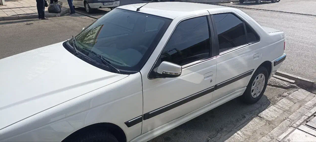 پژو پارس سال مدل 1400 سفید درحد|خودرو سواری و وانت|کرج, شهرک بنفشه|دیوار