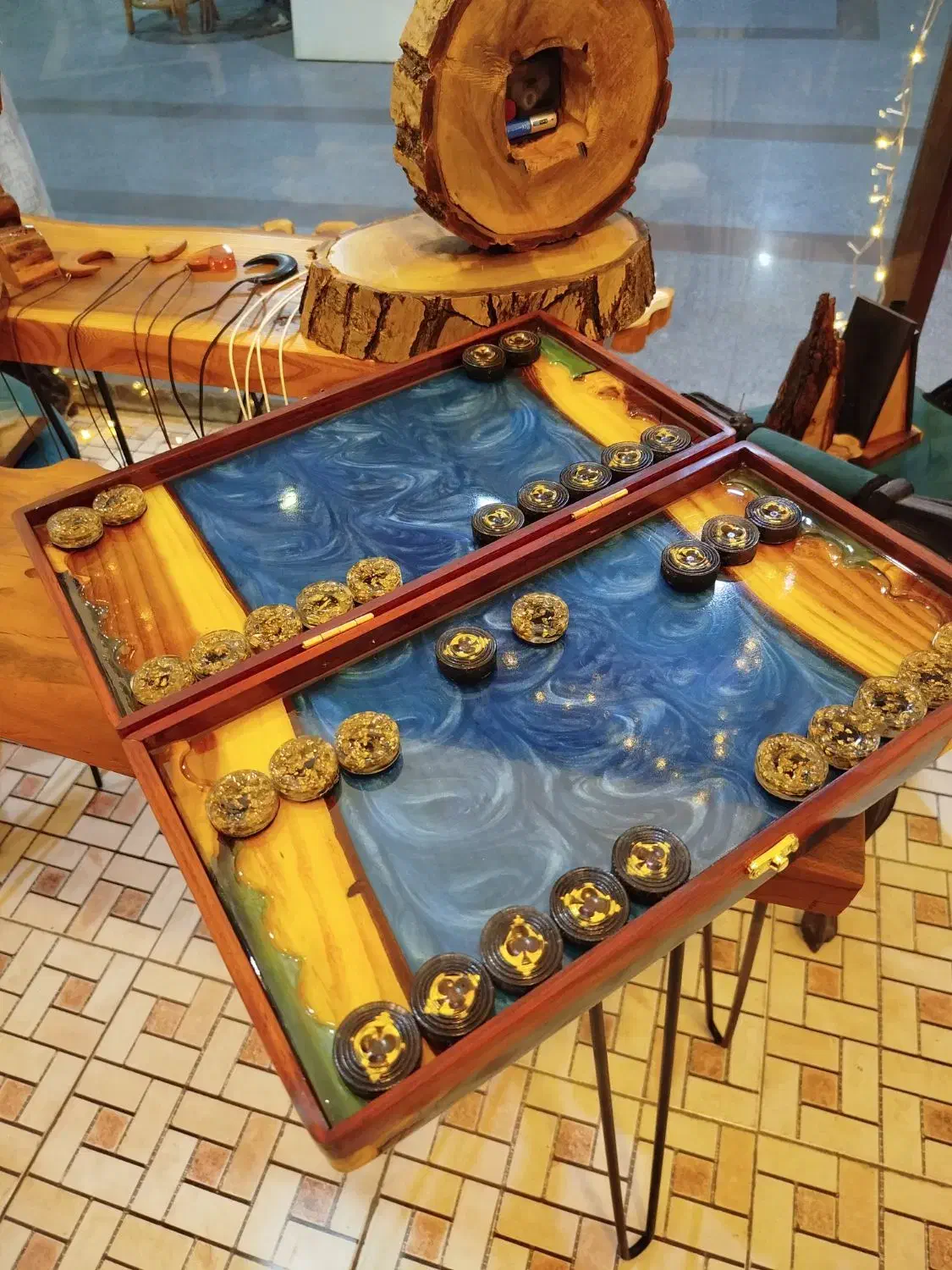 تخته نرد|کلکسیون و سرگرمی|اندیشه, اندیشه فاز ۴|دیوار