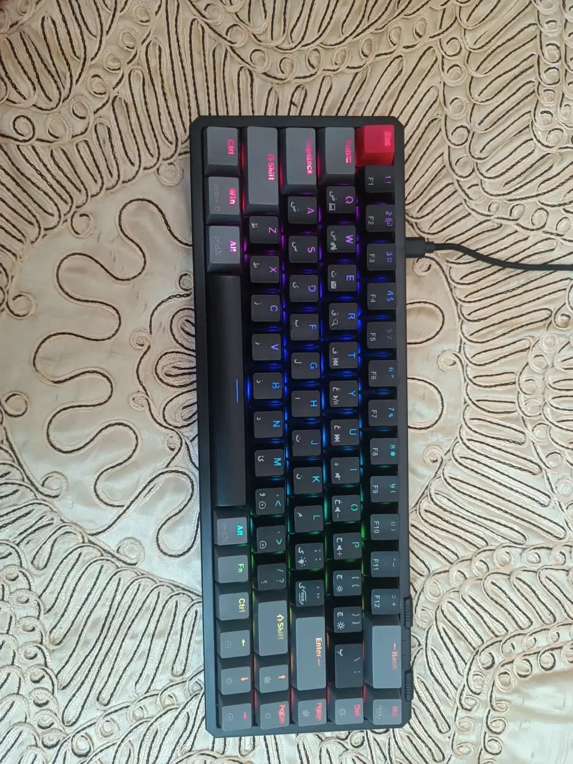 کیبورد گیمینگ فاطر|قطعات و لوازم جانبی رایانه|شیراز, ریاستی|دیوار