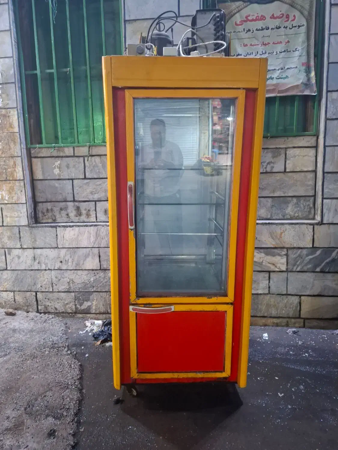 فروش ۱عدد یخچال رستورانی و ساندویچی|یخچال و فریزر|صومعهسرا, |دیوار