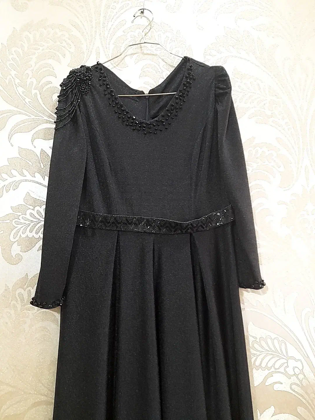 خیاط خیاطی دوخت لباس بانوان و کودک پذیرفته میشود|خدمات پیشه و مهارت|اراک, |دیوار