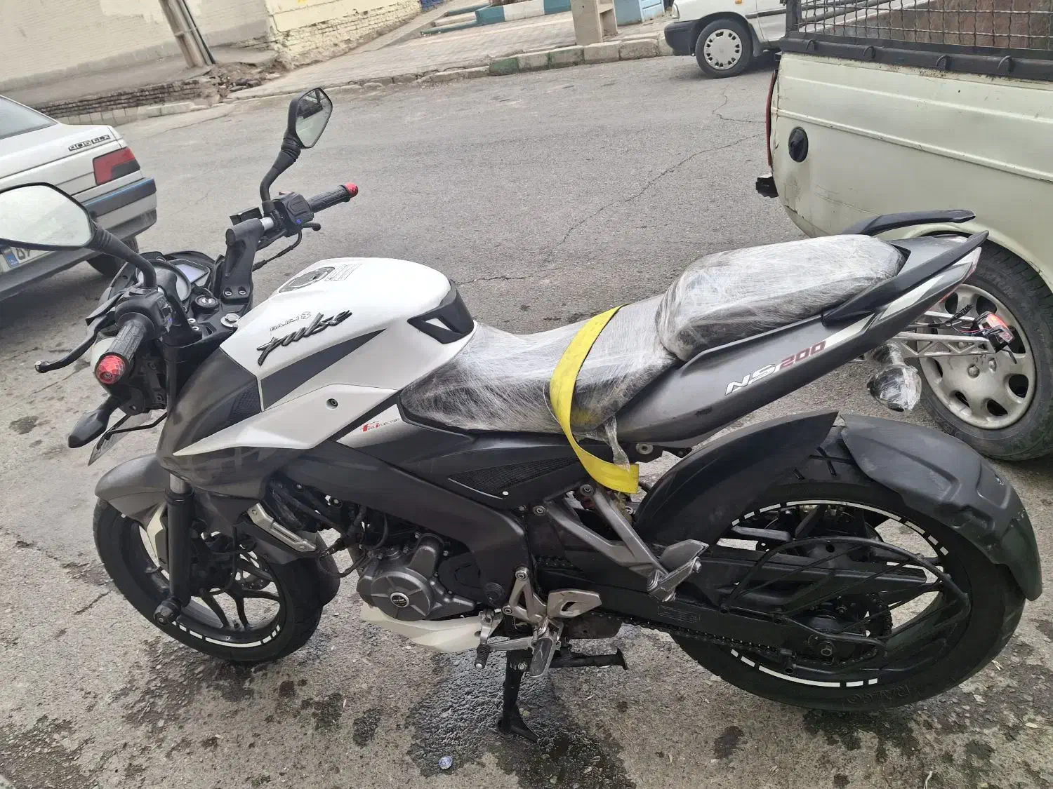 ns200|موتورسیکلت|اسلامشهر, مظفریه|دیوار