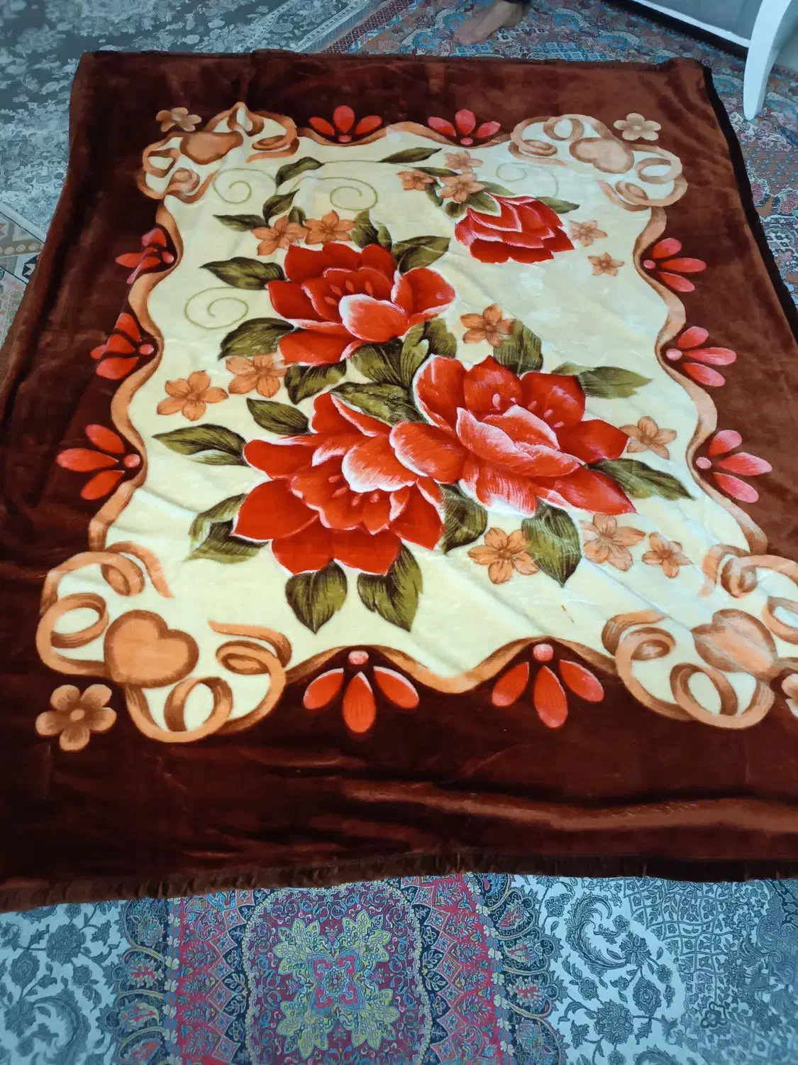 پتو|رختخواب، بالش، پتو|فولادشهر, مسکن مهر فولادشهر|دیوار