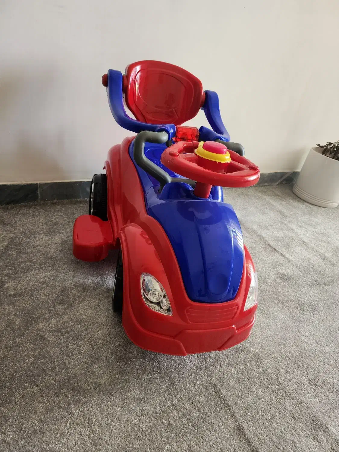 سه چرخه با دسته هدایت مادر|دوچرخه، اسکیت، اسکوتر|بوشهر, |دیوار