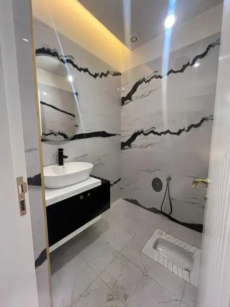 واحد ۱۵۷ متری فول دیزاین نوساز پنجره قدی ایرانمال