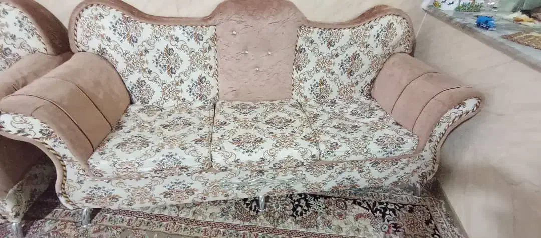 مبل راحتی زیبا|مبلمان خانگی و میز عسلی|زاهدان, |دیوار