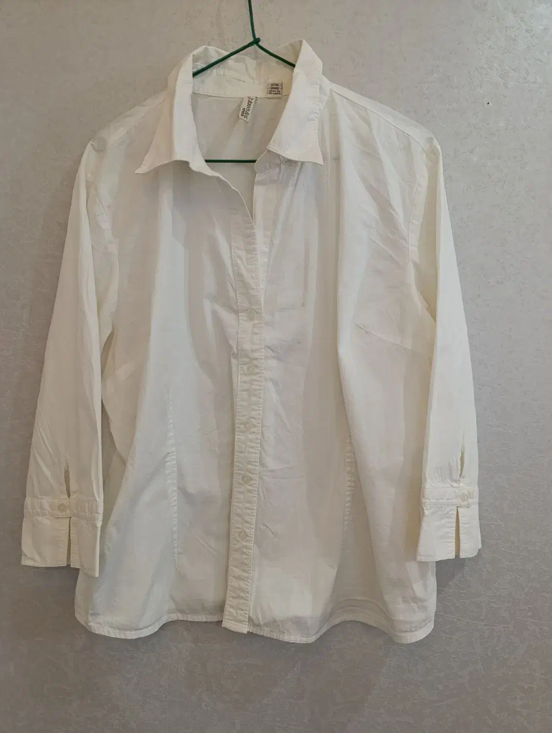 شومیز سفید|لباس|صومعهسرا, |دیوار