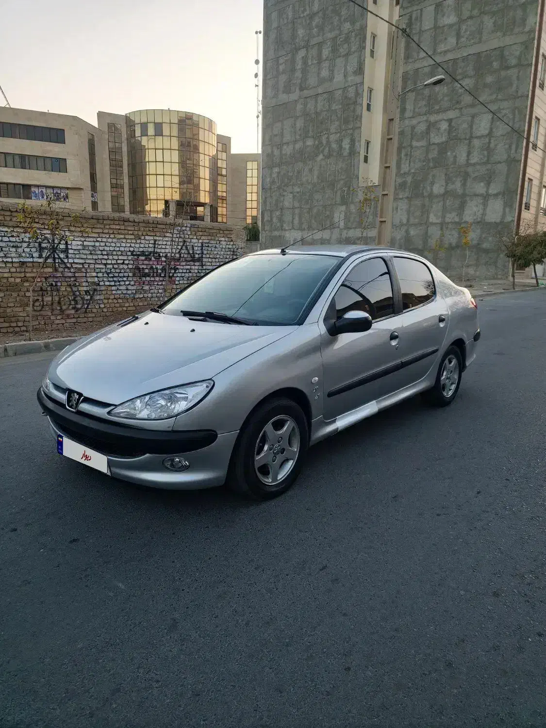 پژو  ۲۰۶  مدل ۱۳۸۶  V9 اتومات|خودرو سواری و وانت|کرج, کیانمهر|دیوار