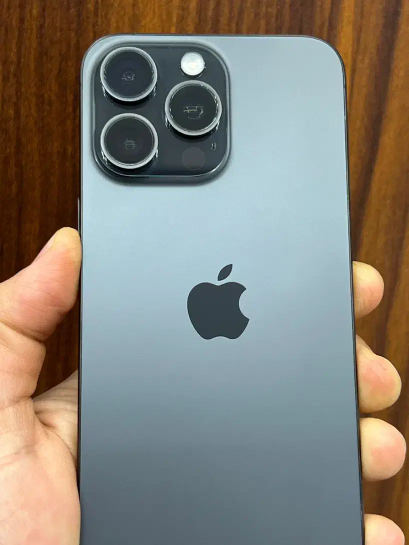 ۱۵ پرومکس دست دوم ۲۵۶ گیگ|موبایل|یزد, |دیوار