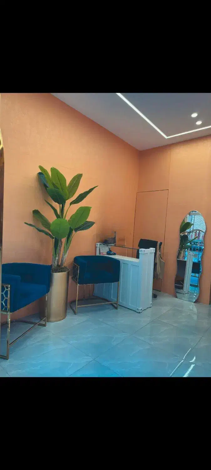 اجاره مغازه فول دیزاین با لاین نوری و کاغذ دیواری|اجارهٔ مغازه و غرفه|لنگرود, |دیوار