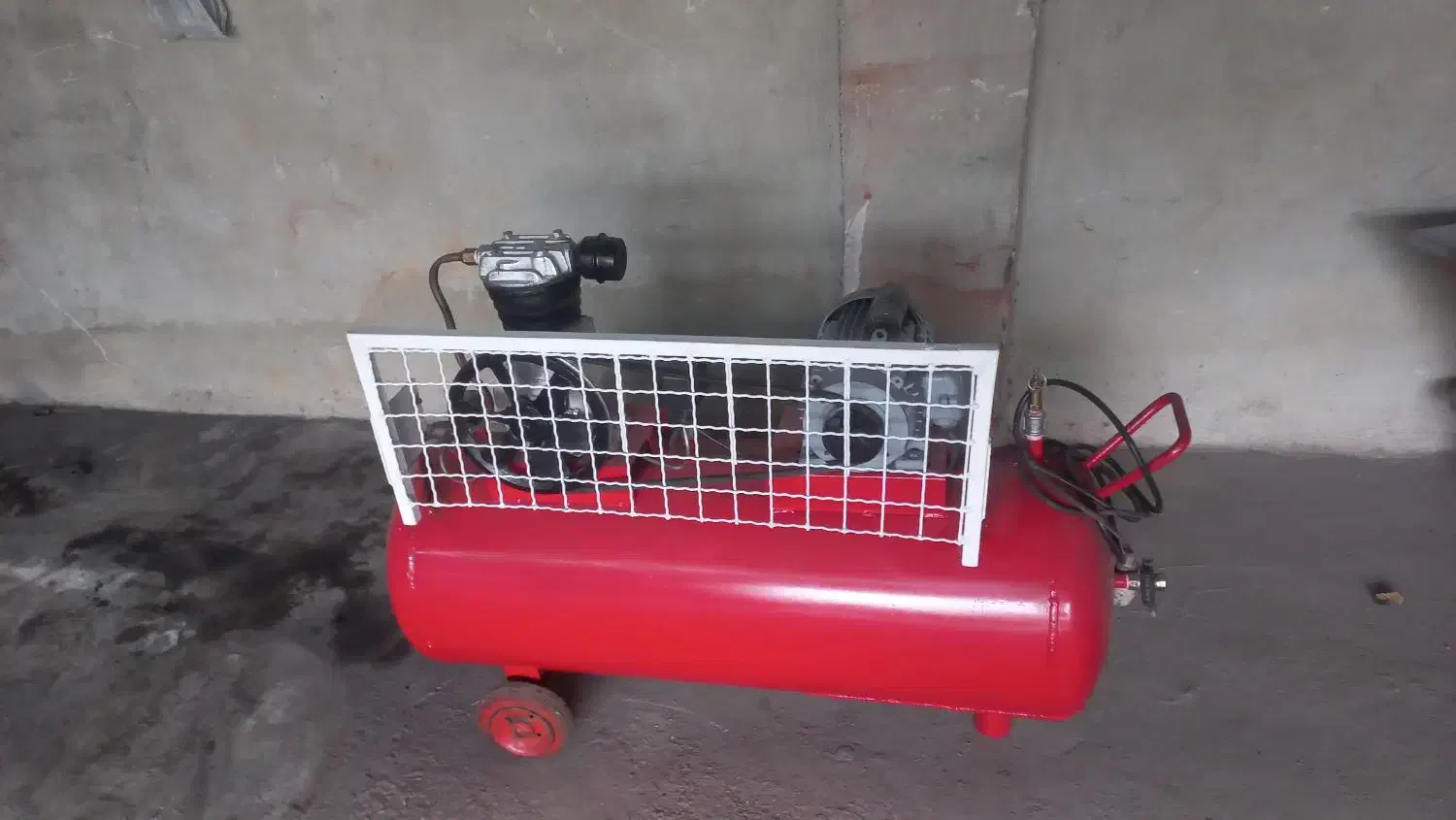 پمپ باد ۱۵۰ لیتری|ابزارآلات|رودهن, |دیوار