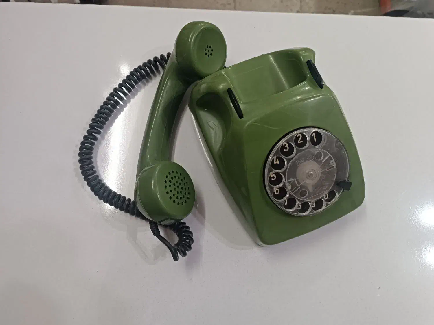 تلفن قدیمی|میز تلفن|کبودرآهنگ, |دیوار